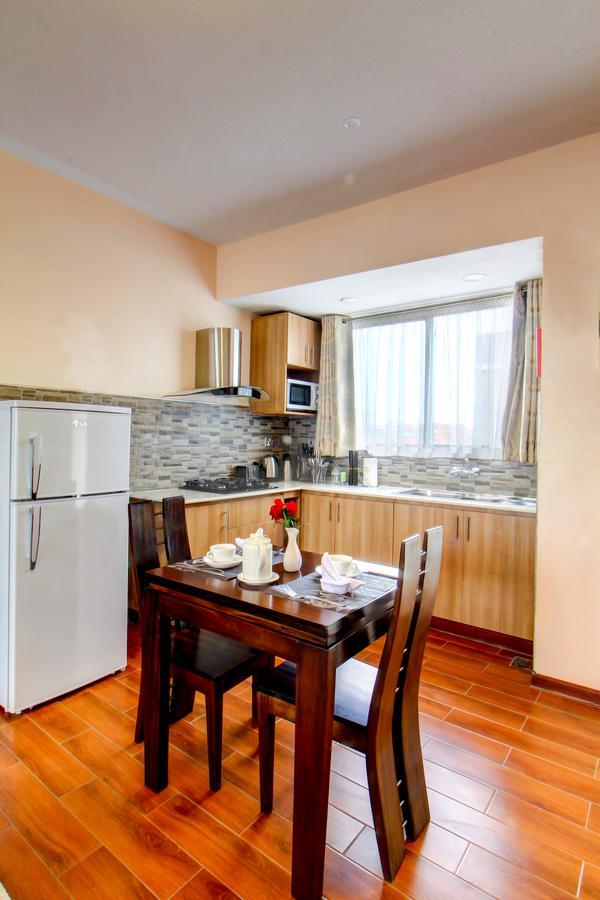 ניירובי Highlands Suites Hotel Apartments מראה חיצוני תמונה